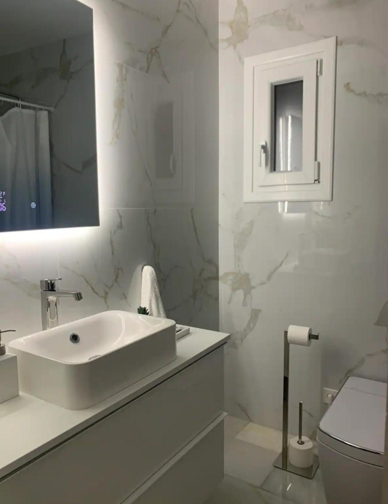Habitacion Privada En Loft De Lujo Compartido - Playa A 1Min Chiclana de la Frontera Ngoại thất bức ảnh